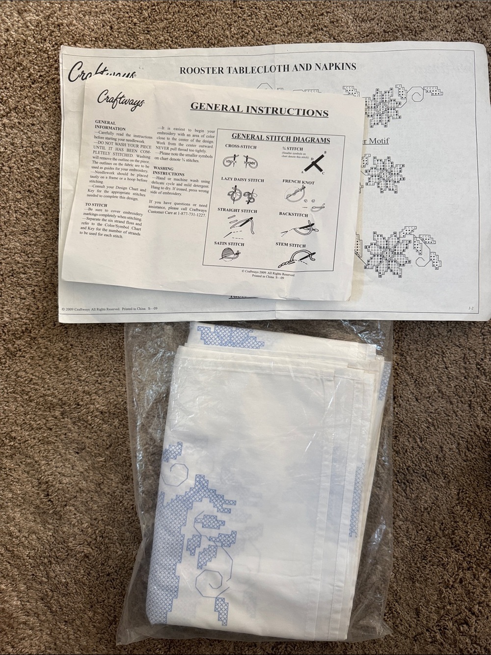 Craft White Table cloth with rooster cross stitch